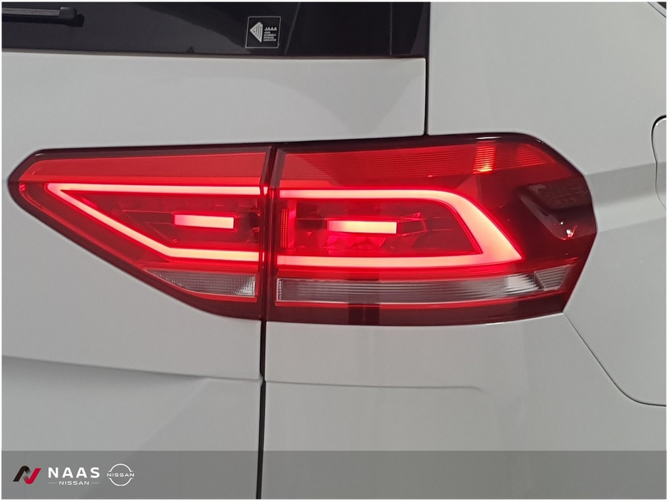 2021 Volkswagen Touran HIGHLINE 1.4 TSI (212) €30,945