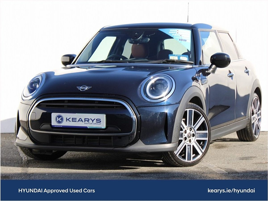 2023 MINI Hatch - image 23