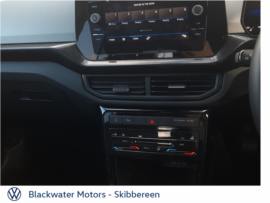 2025 Volkswagen T-Cross - image 19