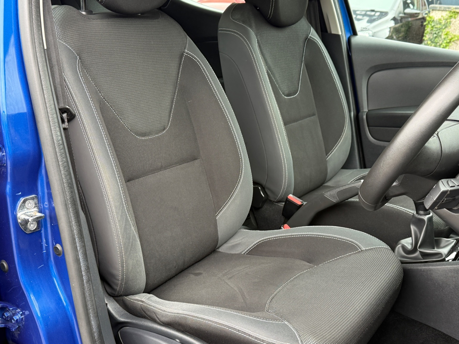 2018 Renault Clio - image 16