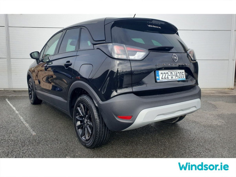 2022 Opel Crossland - image 12