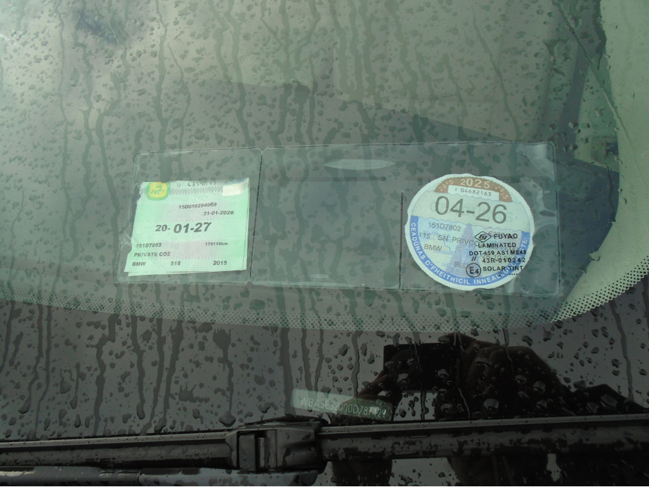 2015 BMW 5 Series - image 11