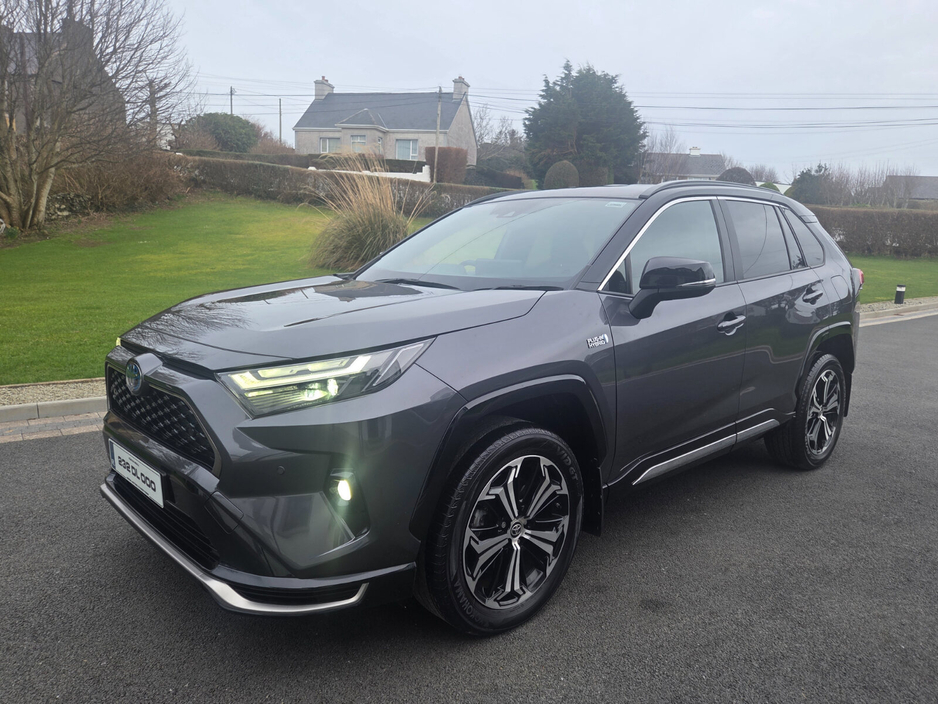 2023 Toyota Rav4 - image 11