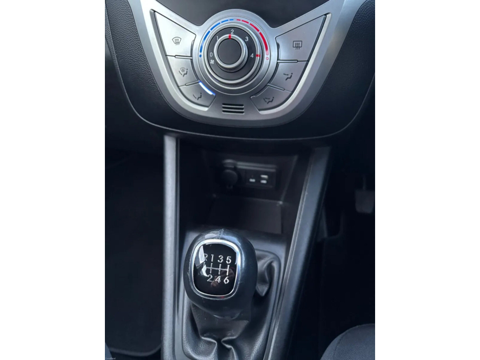 2020 Hyundai ix20 - image 26