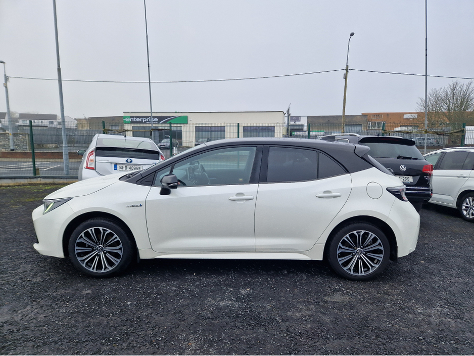2020 Toyota Corolla HYBRID LUNA SPORT 4DR AUTO €21,500