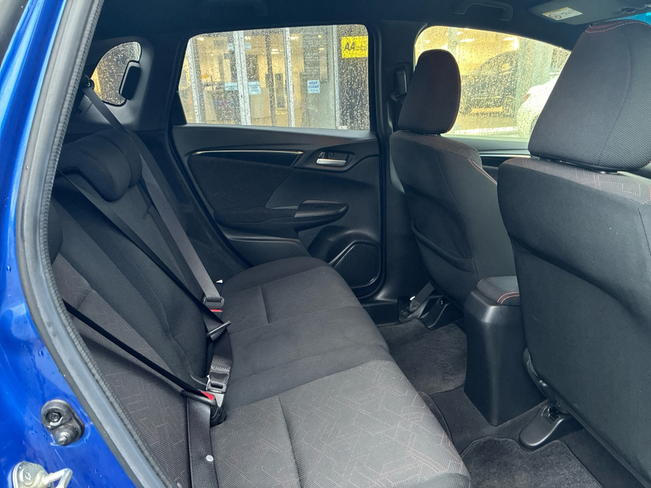 2015 Honda Fit 1.5L Petrol Hybrid Automatic €11,950