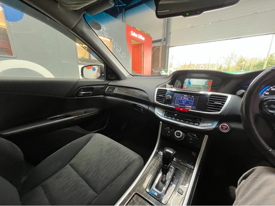 2016 Honda Accord - image 16