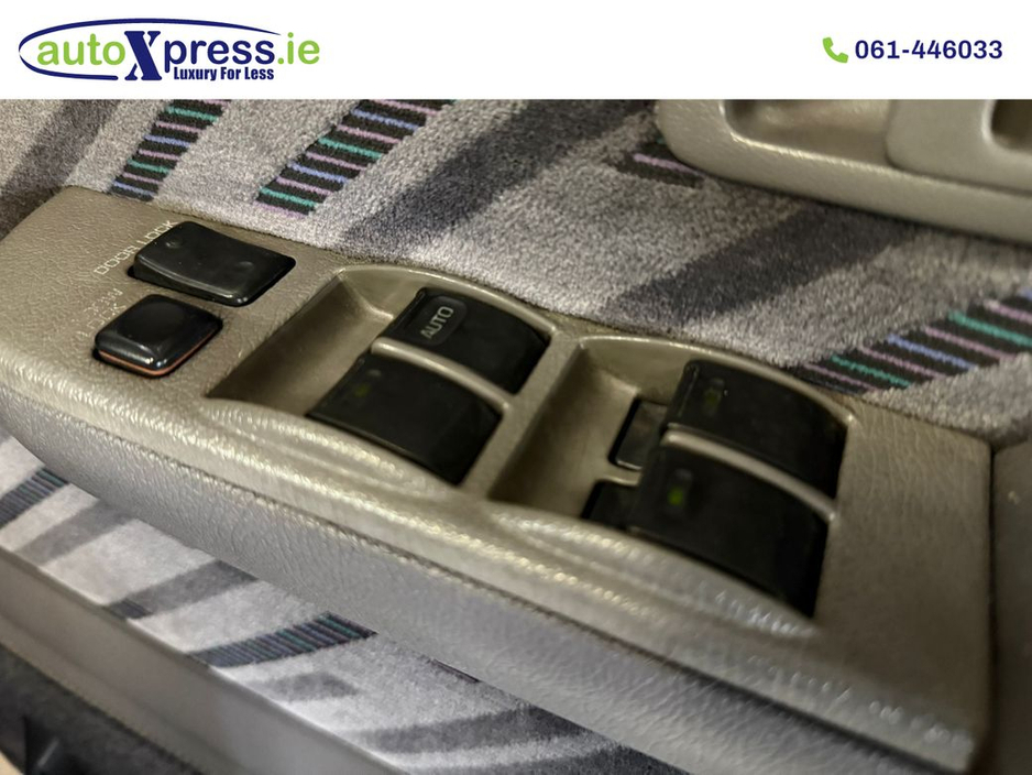 1994 Toyota Landcruiser - image 24