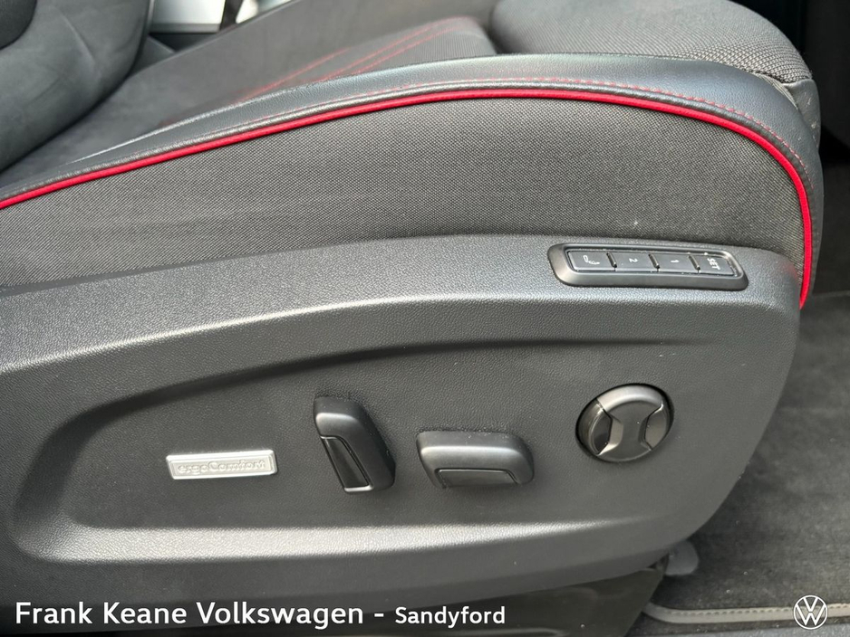 2025 Volkswagen ID.Buzz - image 14