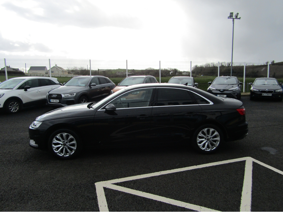 2022 Audi A4 - image 6