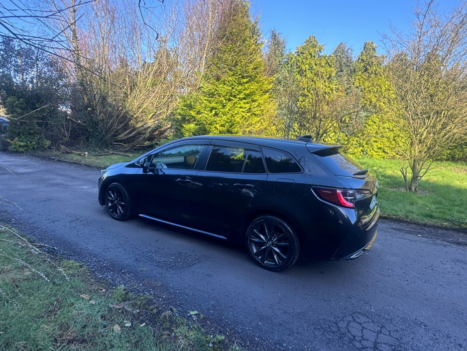 2021 Toyota Corolla - image 4