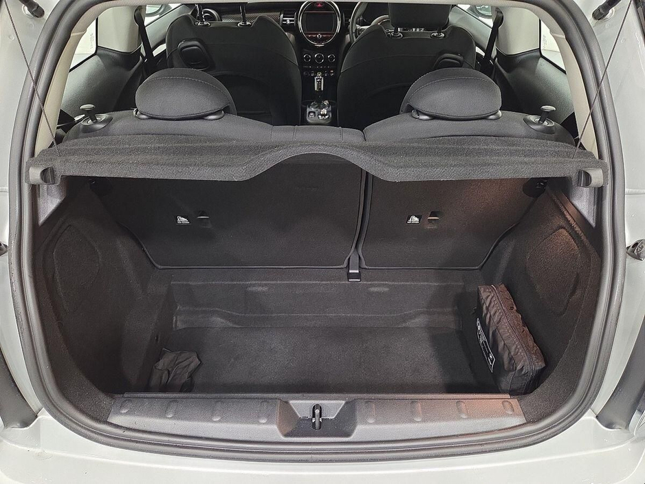 2021 MINI Hatch Electric Level 1 €12,950