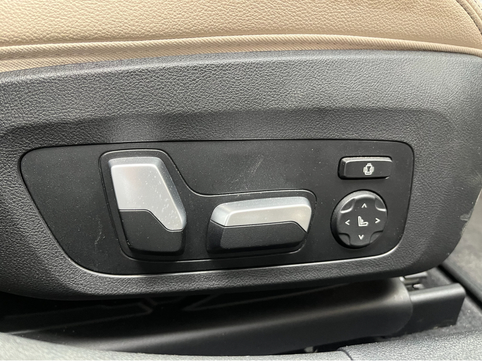 2022 BMW i4 - image 13