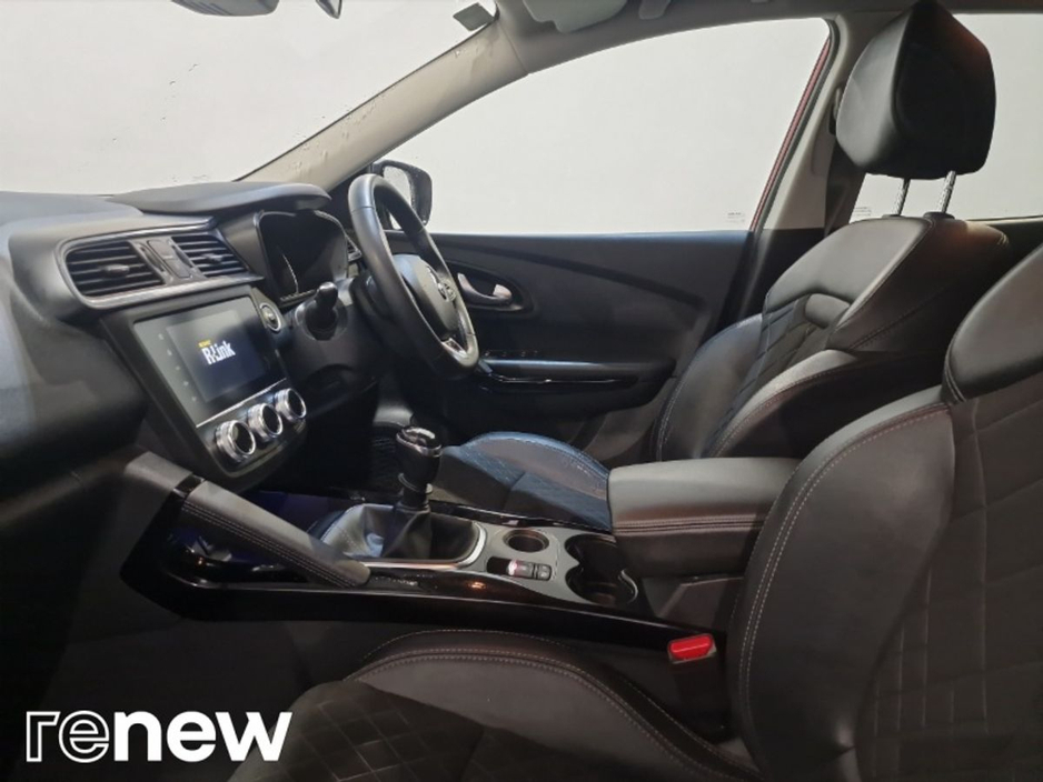 2020 Renault Kadjar - image 5