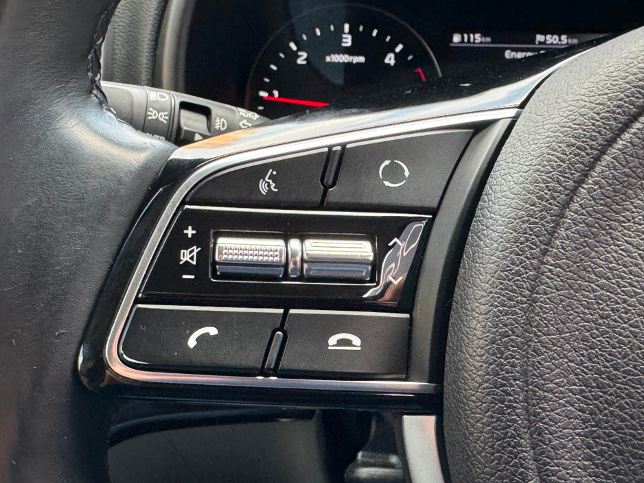 2021 Kia Sportage - image 28