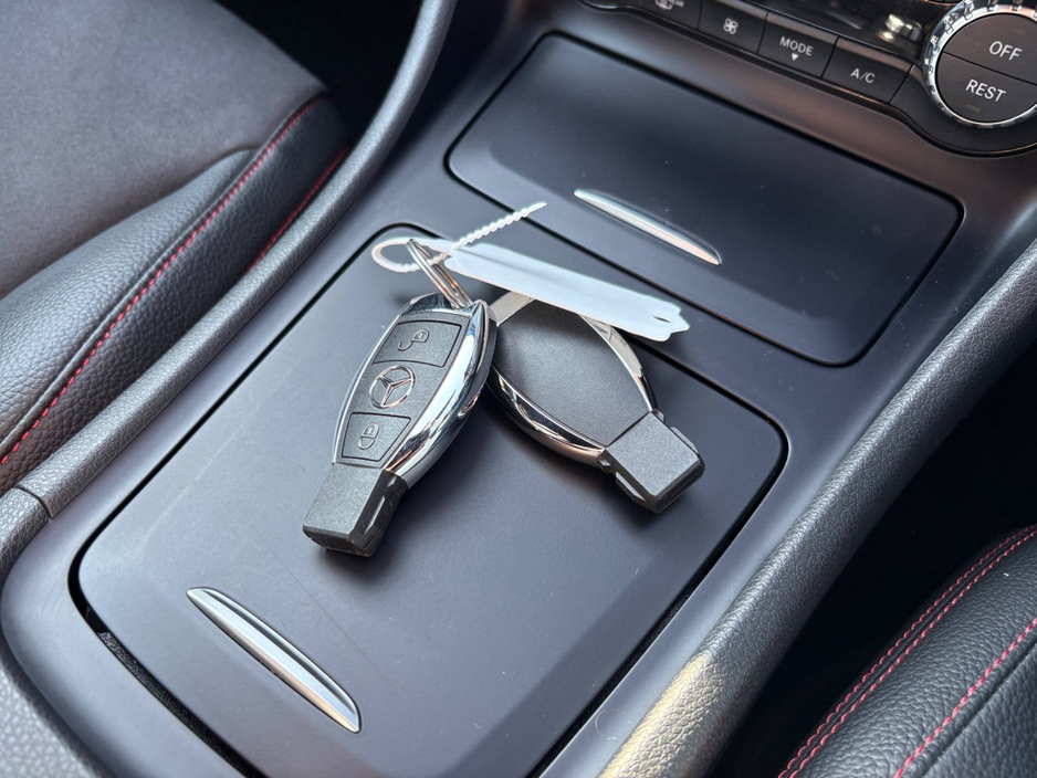 2015 Mercedes-Benz A Class - image 20