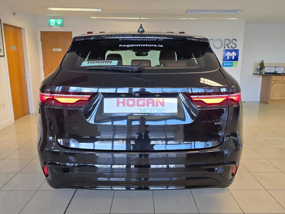 2021 Jaguar F-Pace P400e AWD R DYNAMIC PHEV HYBRID BLACK PACK €42,500