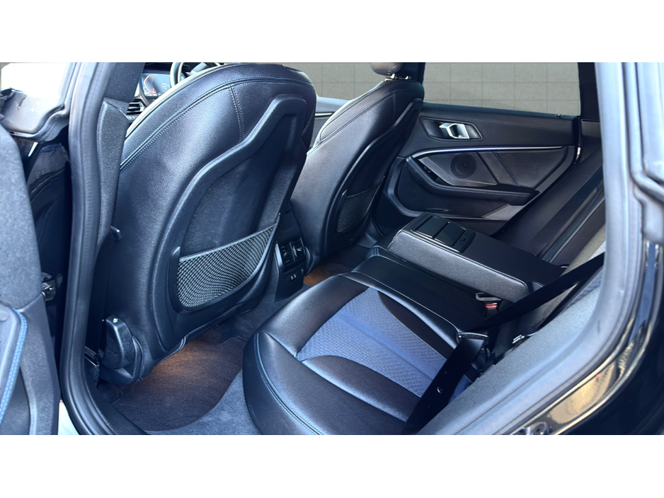 2020 BMW 2 Series - image 12