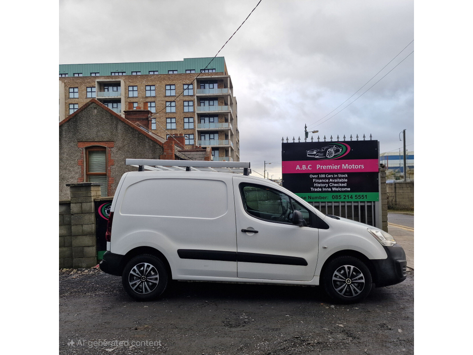2016 Peugeot Partner  €5,450