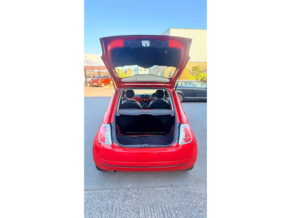 2011 Fiat 500 - image 8