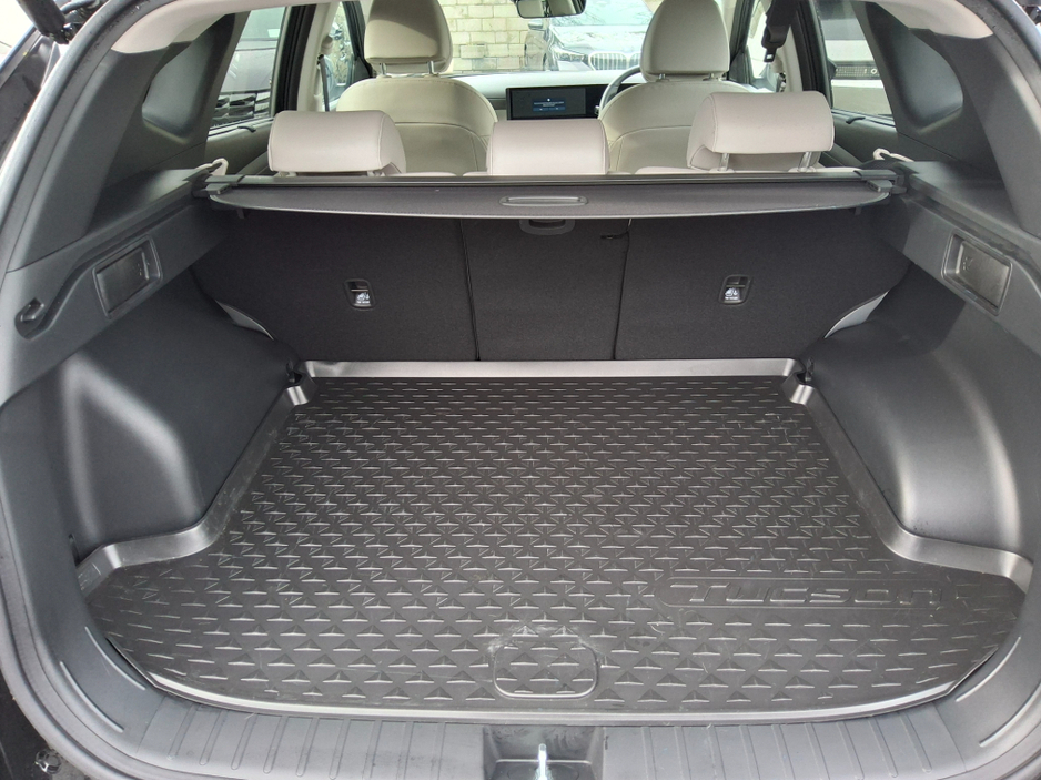 2025 Hyundai Tucson PLATINUM PHEV  - Only 4,000 Km - Top Spec - Side Steps - €46,950