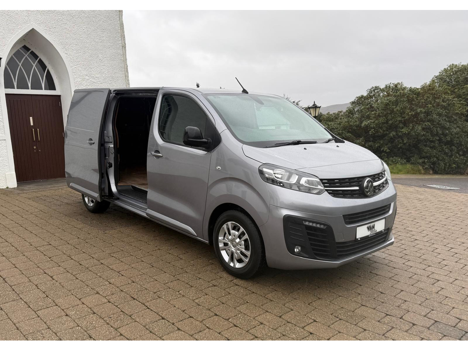 2022 Vauxhall Vivaro SPORTIVE LWB 120BHP €16,995