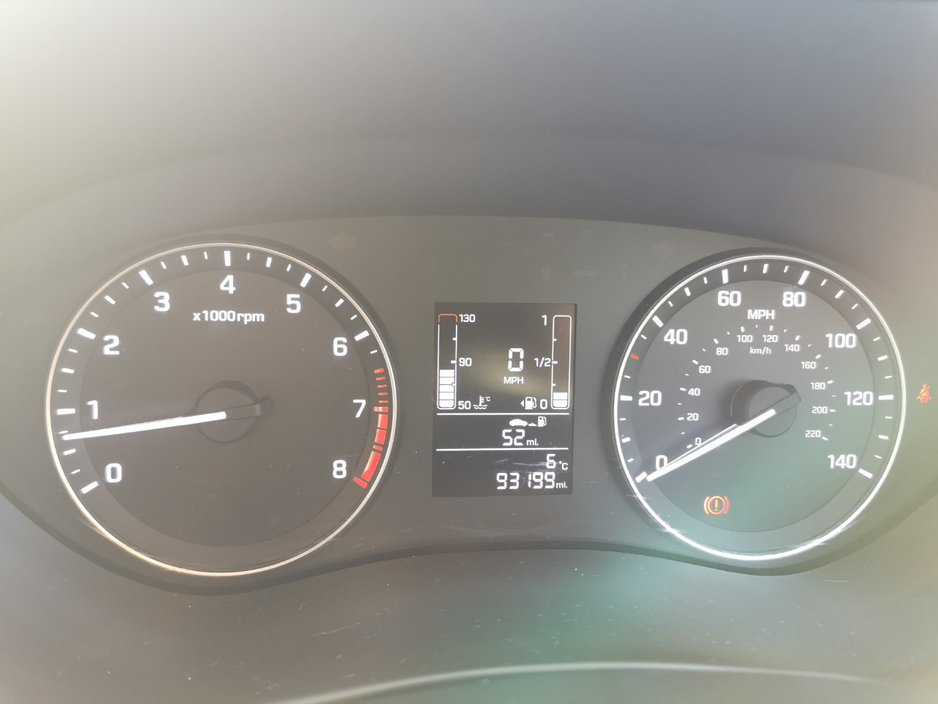 2016 Hyundai i20 - image 18