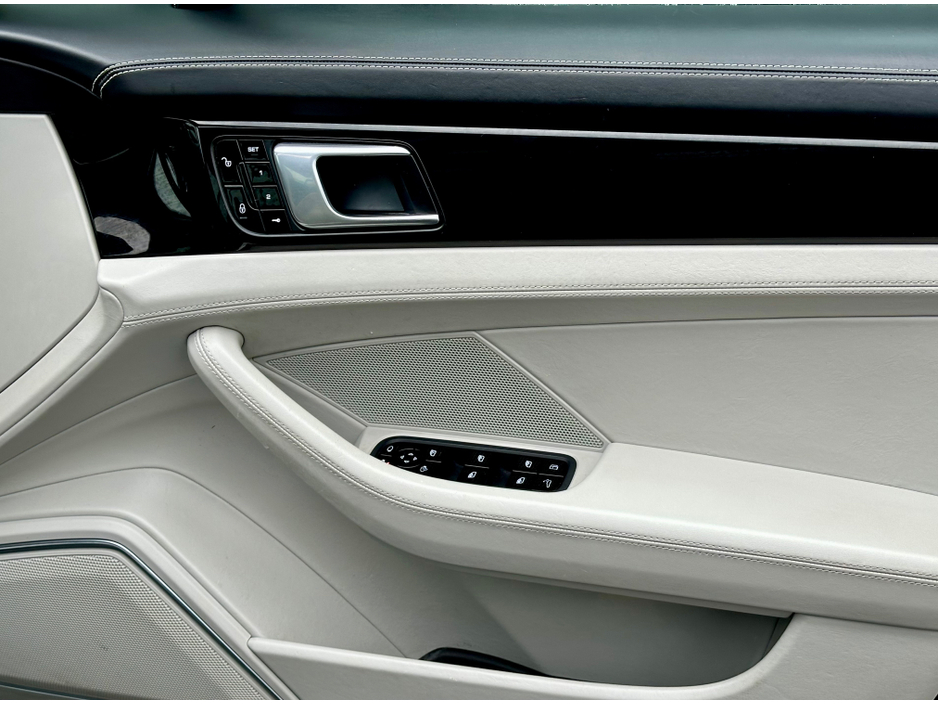 2017 Porsche Panamera 3.0 S E-HYBRID TIP 5DR 3.5