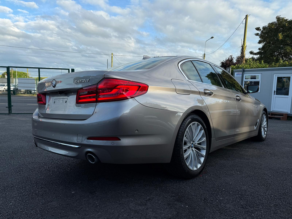 2018 BMW 5 Series 523D  LUXURY EDITION FULL LEATHER ELECTRIC HEATED SEATS - 360 REVERCE CAMERA -  PRIVACY GLASS €25,950