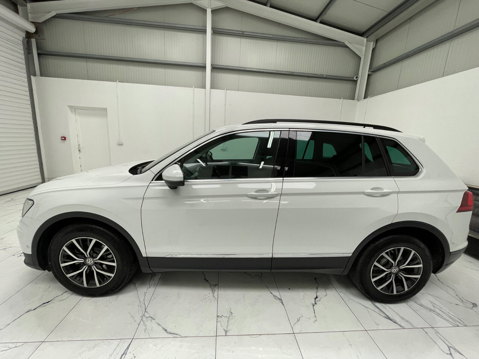 2020 Volkswagen Tiguan - image 7