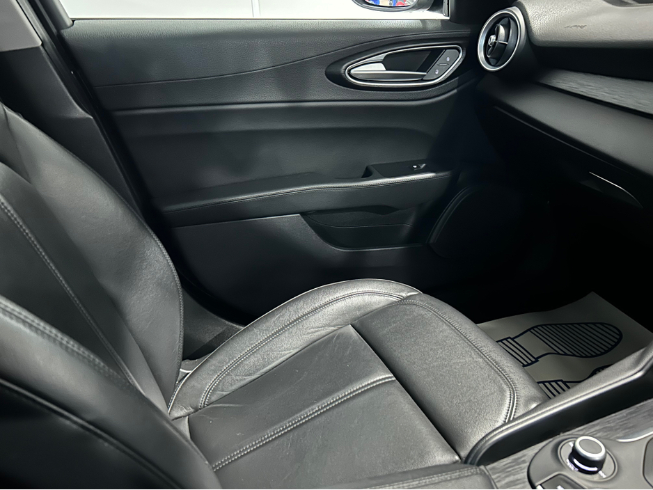 2017 Alfa Romeo Giulia 2.2JTD 180HP SUPER LUXURY 4DR AUTO €16,900