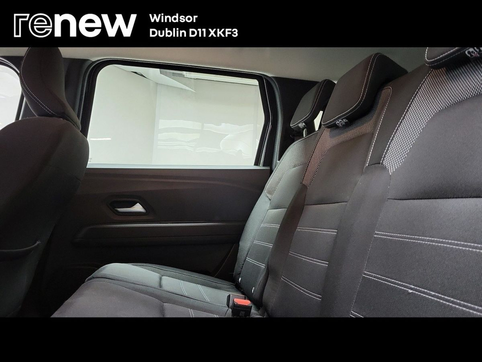 2023 Dacia Jogger - image 17