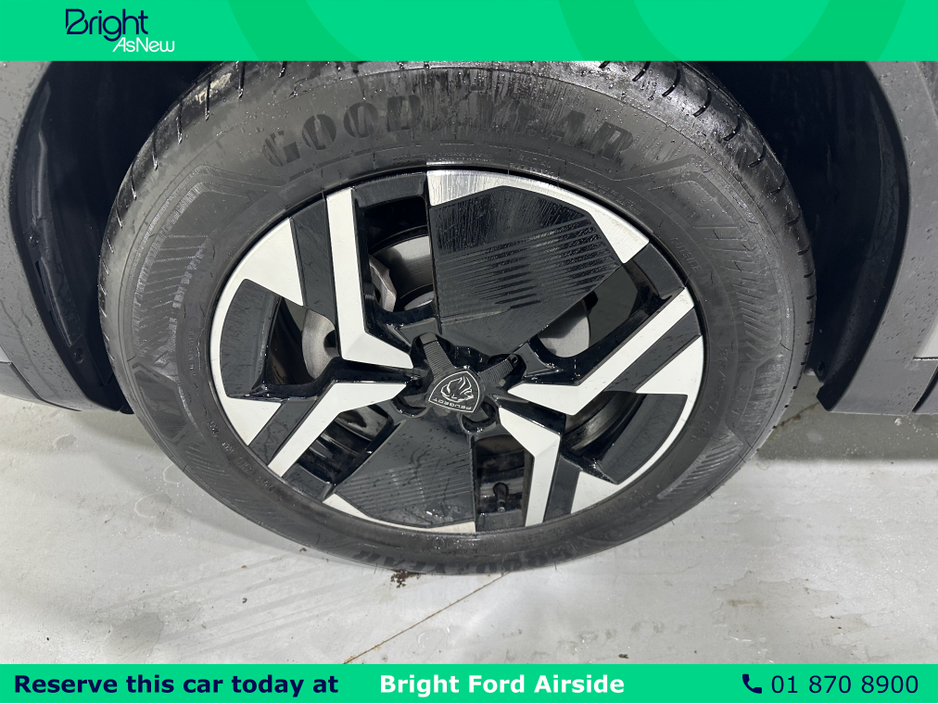 2025 Peugeot 2008 - image 12