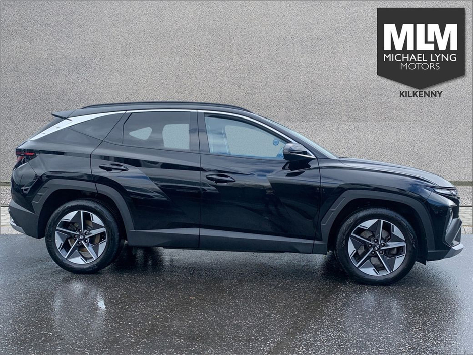 2025 Hyundai Tucson - image 9