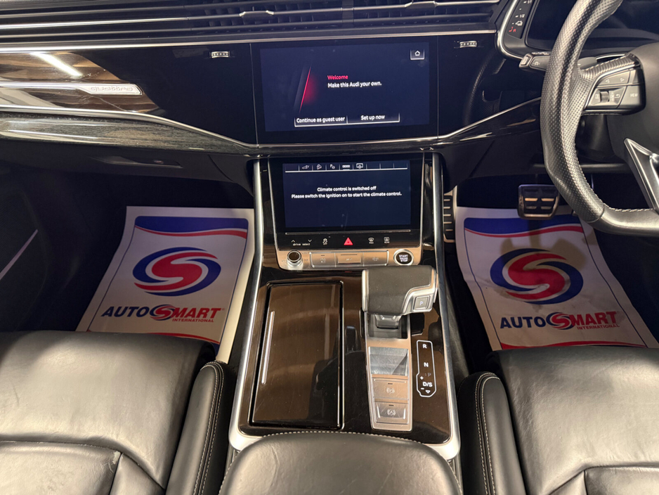 2022 Audi Q8 - image 16