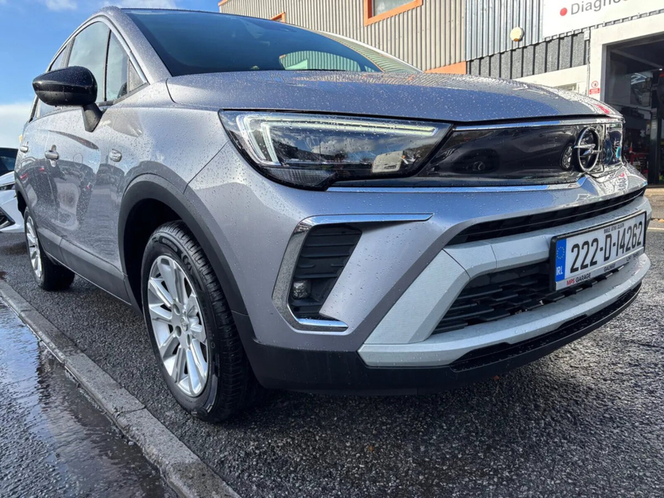 2022 Opel Crossland - image 7