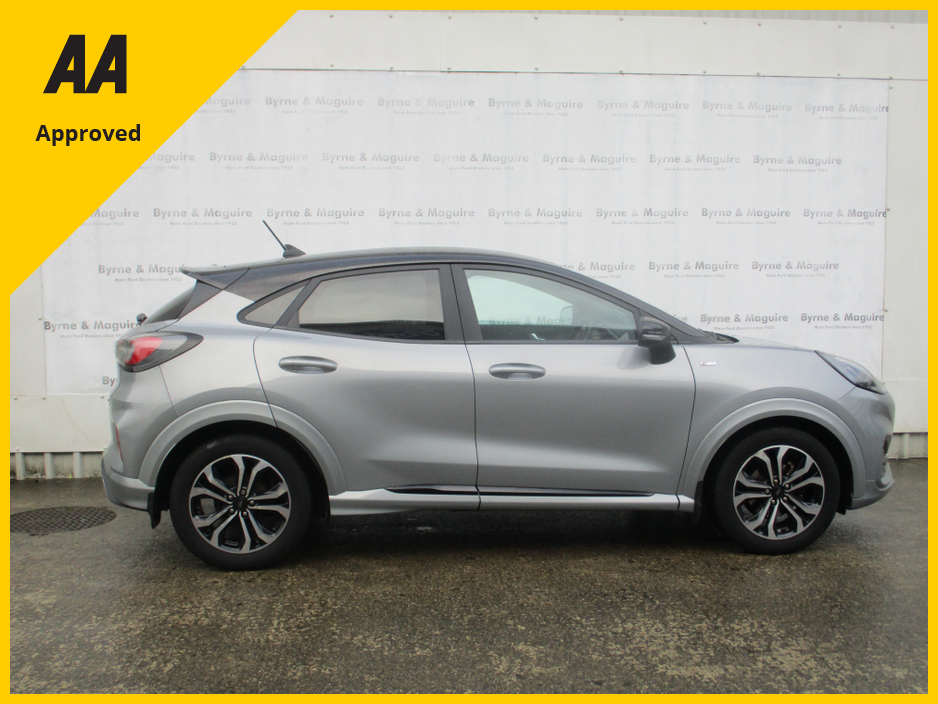 2022 Ford Puma ST-LINE  5DR 1.0T 125 MHEV.  SOLAR SILVER WITH BLACK ROOF  , ONE  CAREFUL OWNER, FULL FORD SERVICE HISTORY AND IN SHOWROOM CONDITION !!12 MONTHS AA AND 12 MONTHS WARRANTY.  CALL BRENDAN ON 0872051161 €23,500