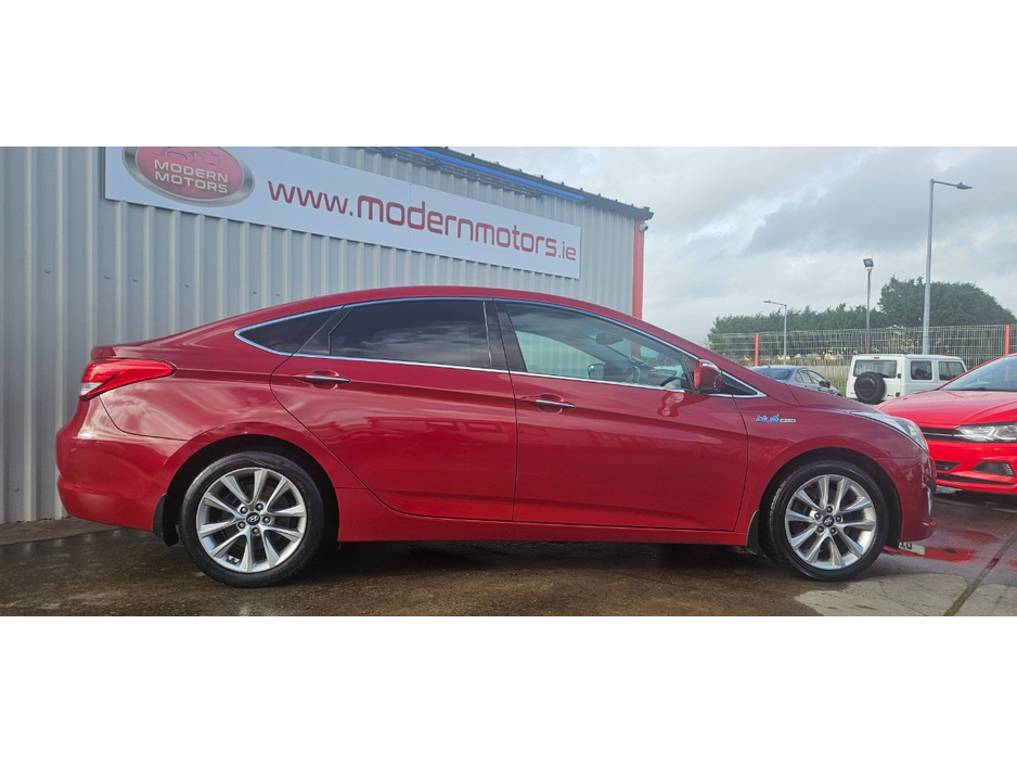 2015 Hyundai i40 - image 9