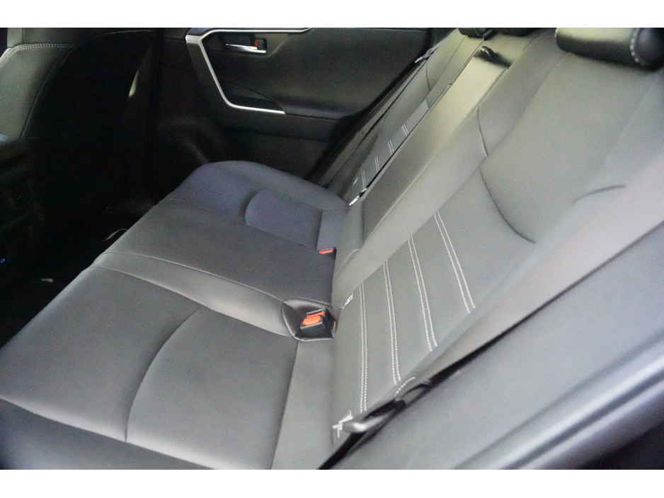 2022 Toyota Rav4 - image 24