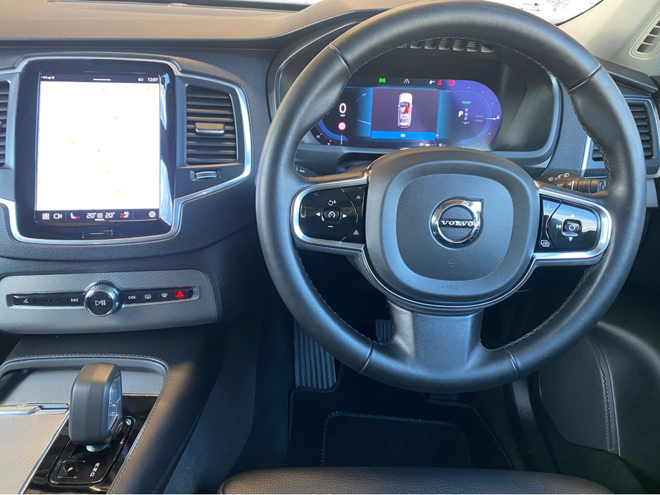 2023 Volvo XC90 2.0 T8 CORE 455BHP 5DR 7S €54,950