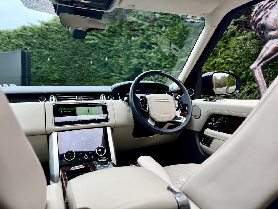 2020 Land Rover Range Rover 2.0 P400E AUTOBIOG €57,950