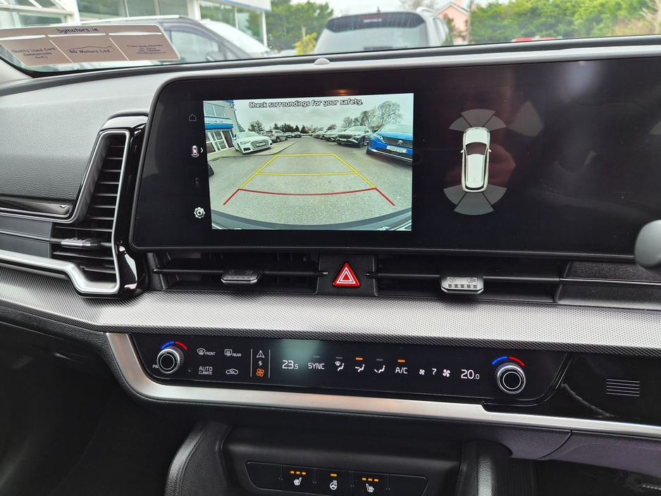 2023 Kia Sportage - image 7