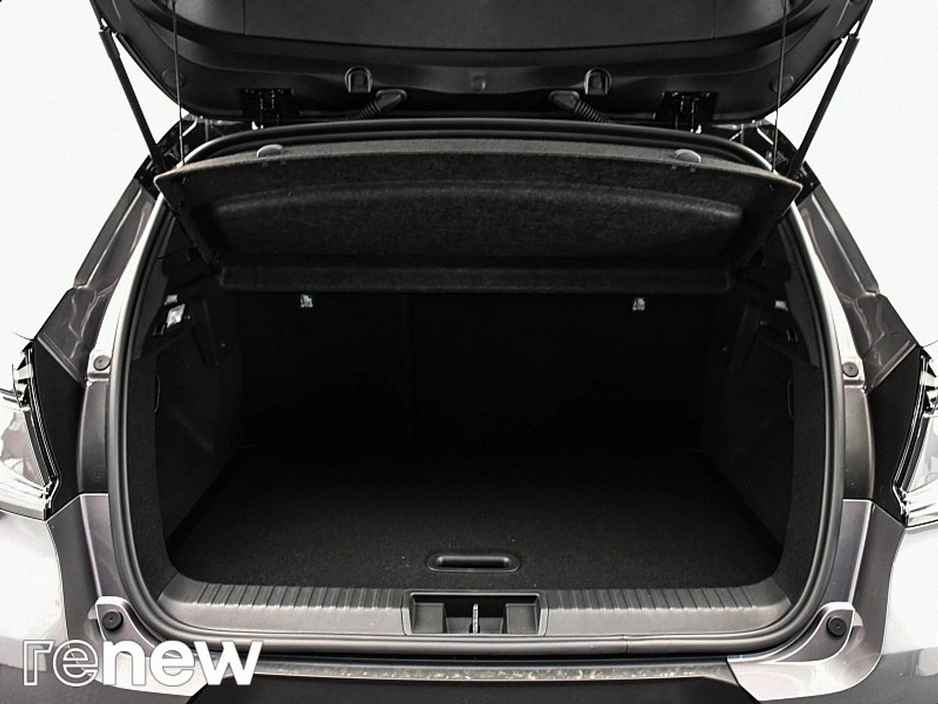 2026 Renault Captur - image 12