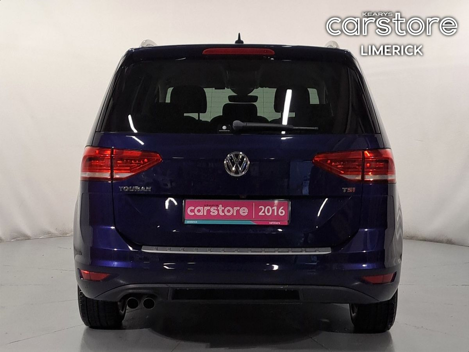 2016 Volkswagen Touran 1.4 TSI €17,880