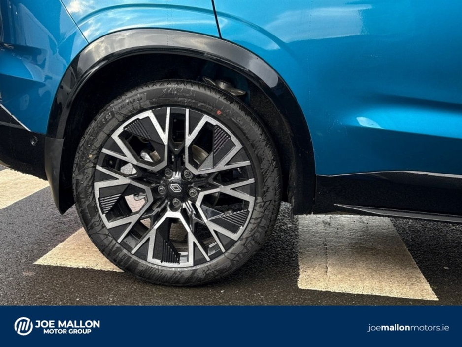 2026 Renault Austral techno esprit Alpine E-Tech 200 Auto €48,820