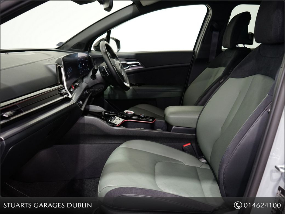 2024 Kia Sportage - image 3