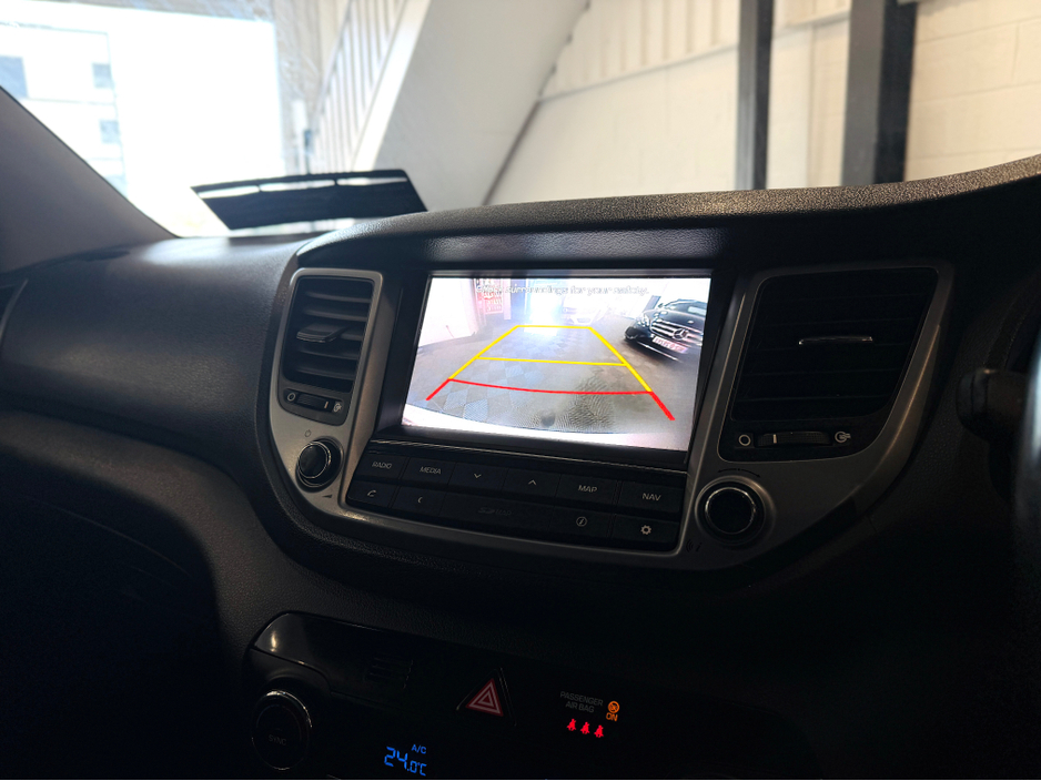 2016 Hyundai Tucson - image 12