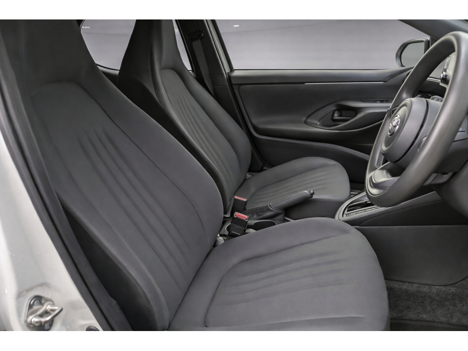 2021 Toyota Yaris 1.0 Petrol, 5 Door, Automatic, Reverse Camera, Parking Sensors €14,950