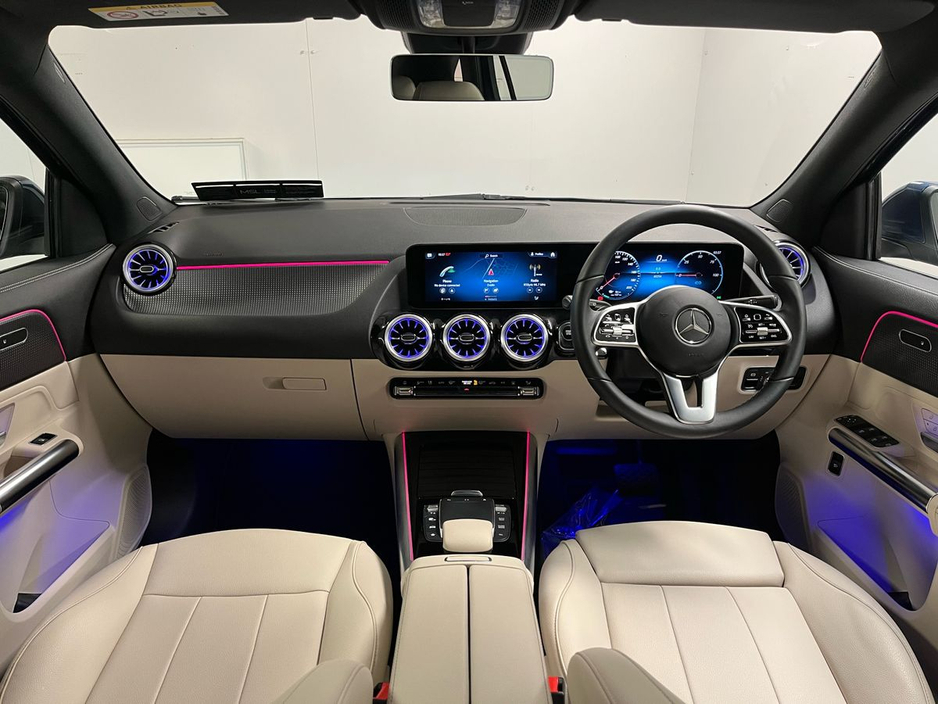 2022 Mercedes-Benz EQA - image 10