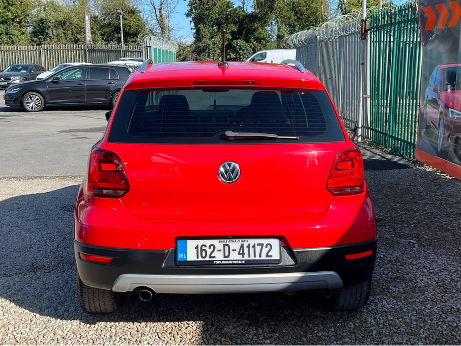 2016 Volkswagen Polo - image 6